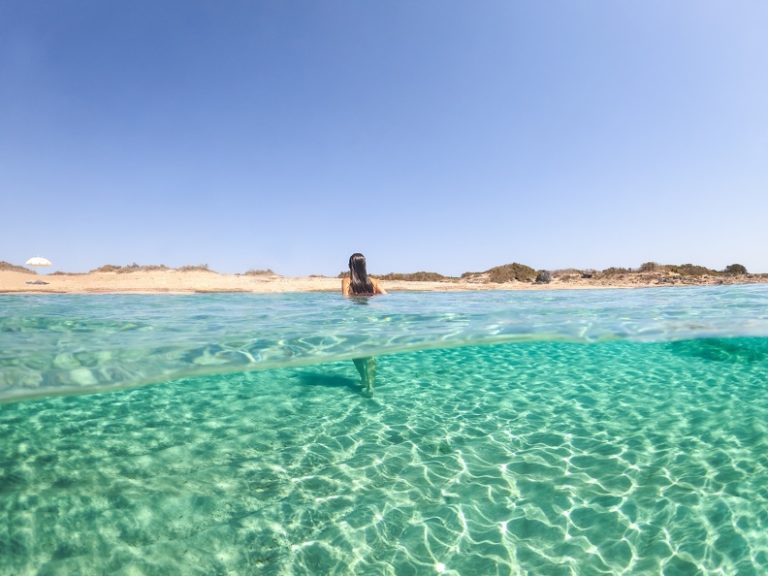  Χρυσή Υποβρύχιο